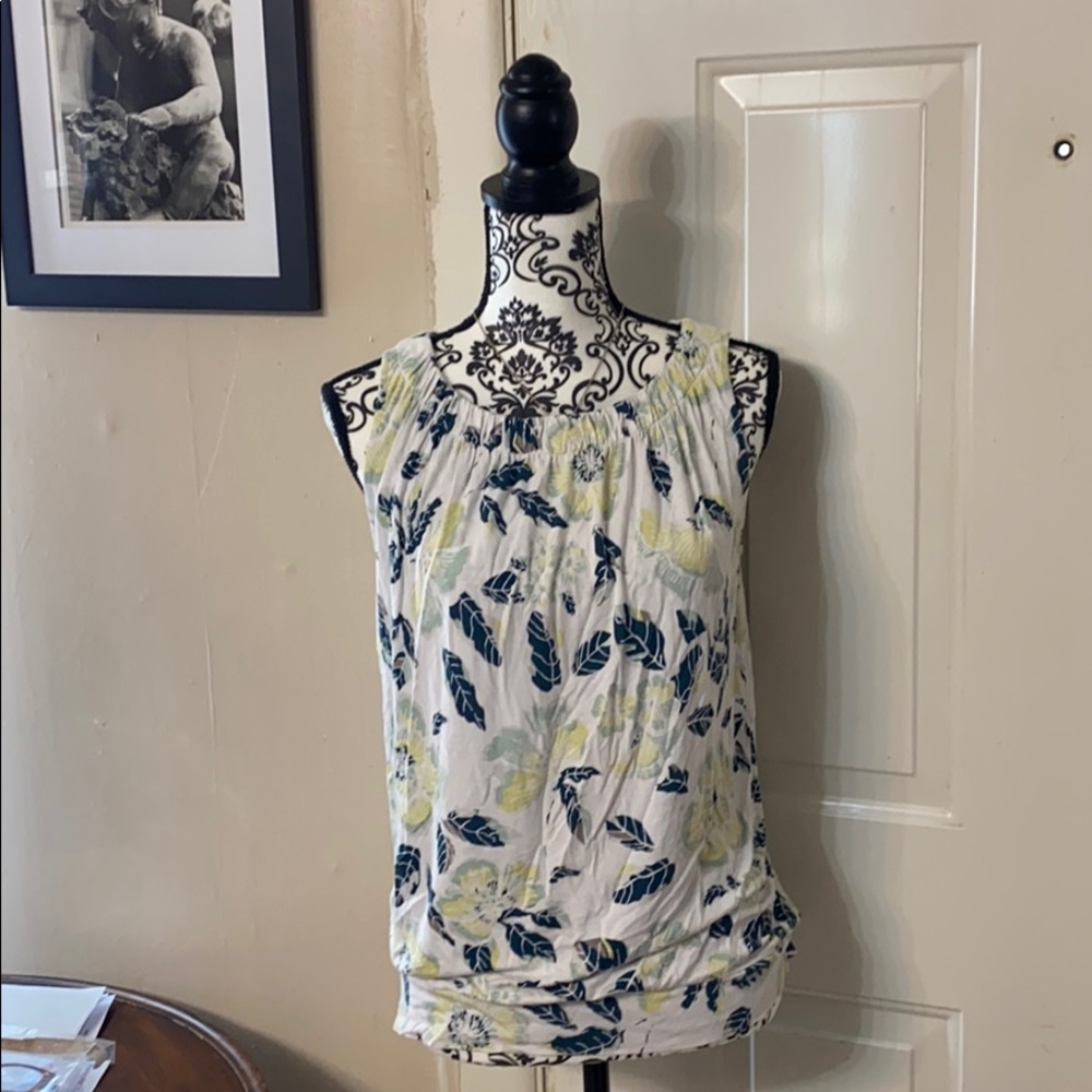 Super cute summer top!